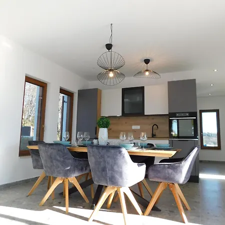 Nova With Pool Sveti Peter