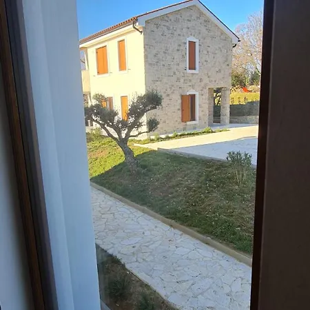 Nova With Pool * Sveti Peter