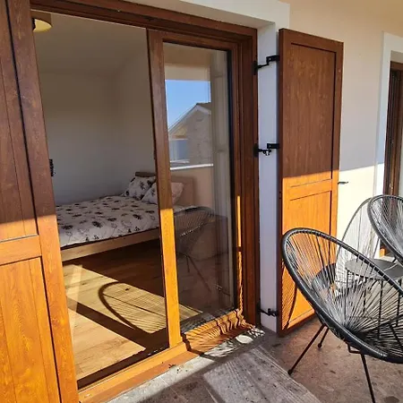 Nova With Pool Počitniška hiša *