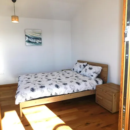 Počitniška hiša Nova With Pool Sveti Peter