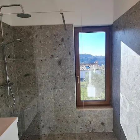 Nova With Pool Počitniška hiša