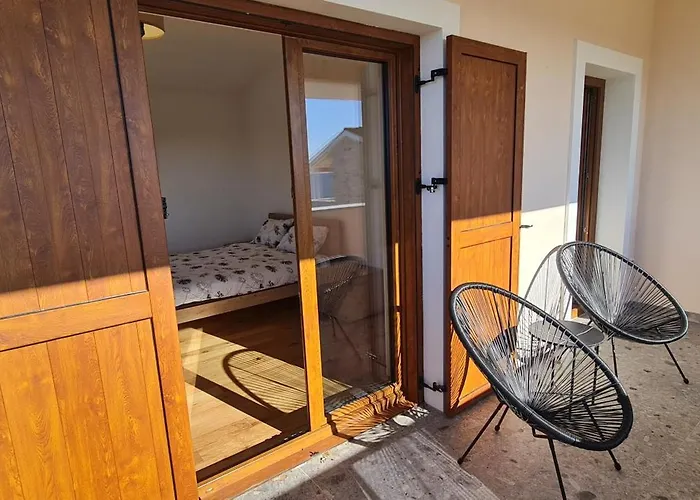 Nova With Pool בית נופש *