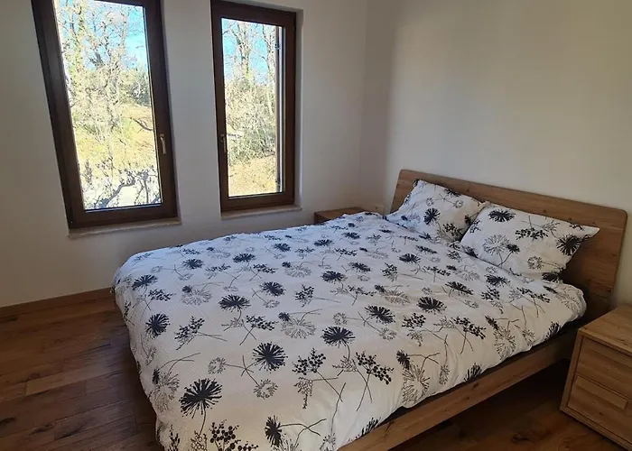 Nova With Pool בית נופש