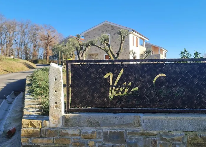 Vakantiehuis Nova With Pool *